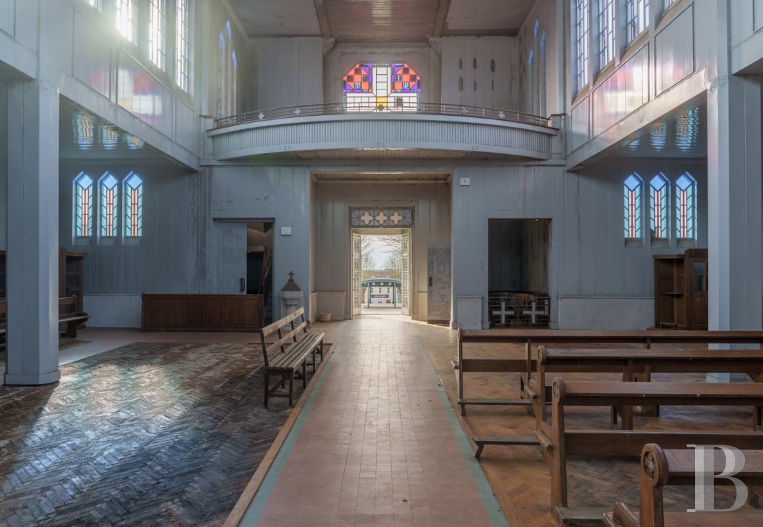 À Crusnes, en Meurthe-et-Moselle, à proximité du Luxembourg, une église d'un style unique ouverte à tout projet culturel ou commercial - photo  n°4